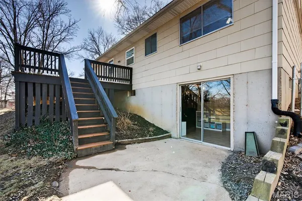 $280,000 | 916 Tree Trails Lane, Fenton, MO 63026