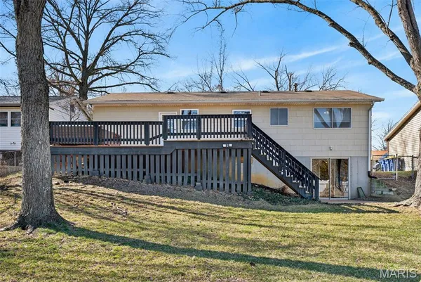 $280,000 | 916 Tree Trails Lane, Fenton, MO 63026