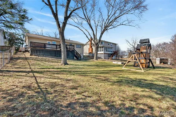 $280,000 | 916 Tree Trails Lane, Fenton, MO 63026