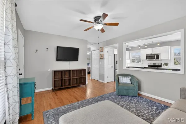 $280,000 | 916 Tree Trails Lane, Fenton, MO 63026