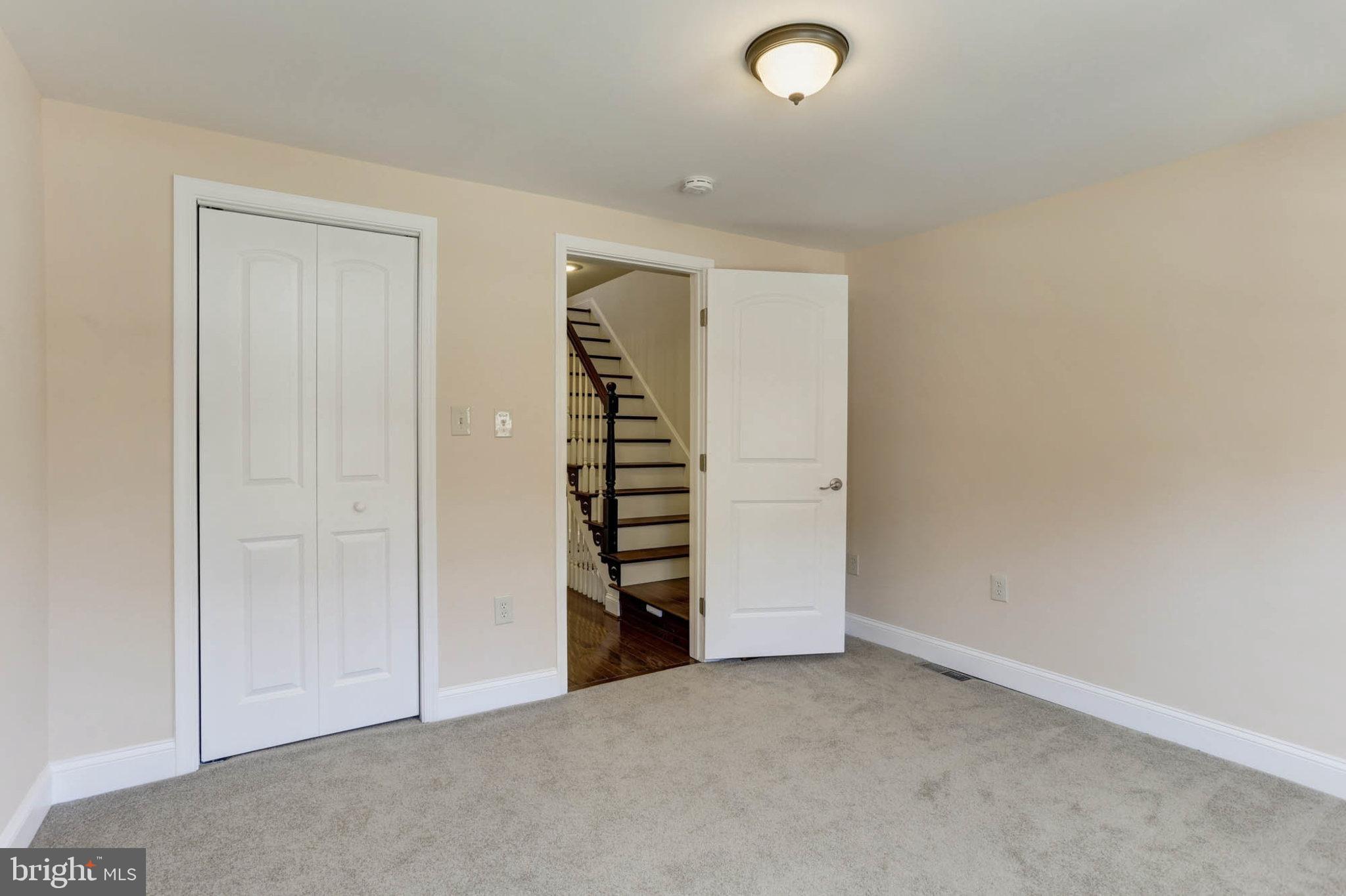 426 South Eden Street Baltimore, MD 21231 - Photo 21 of 35