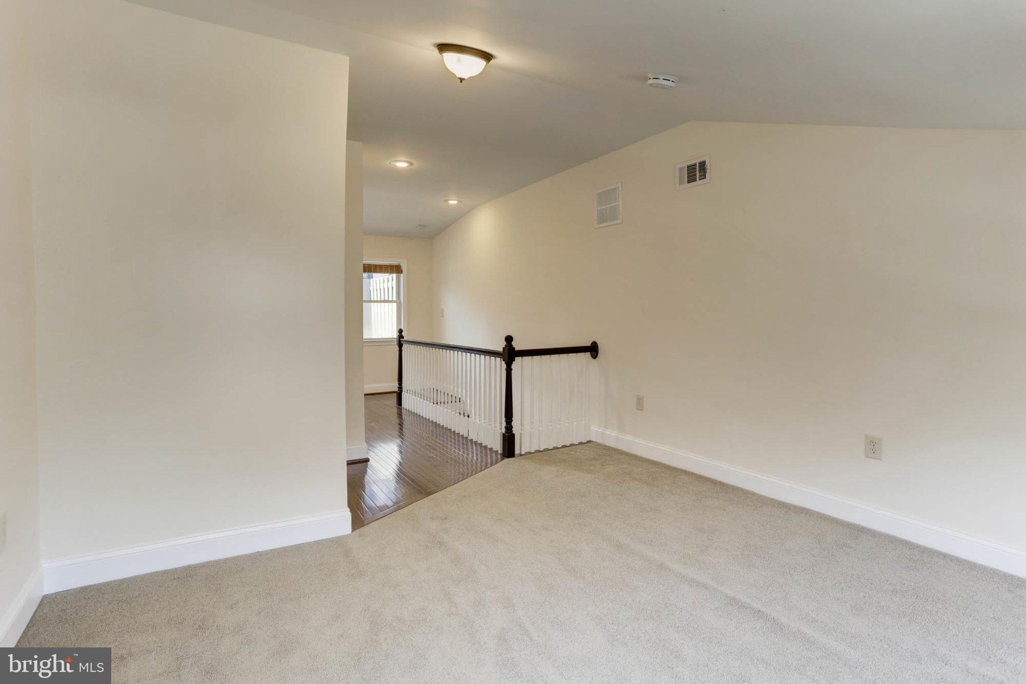 426 South Eden Street Baltimore, MD 21231 - Photo 29 of 35