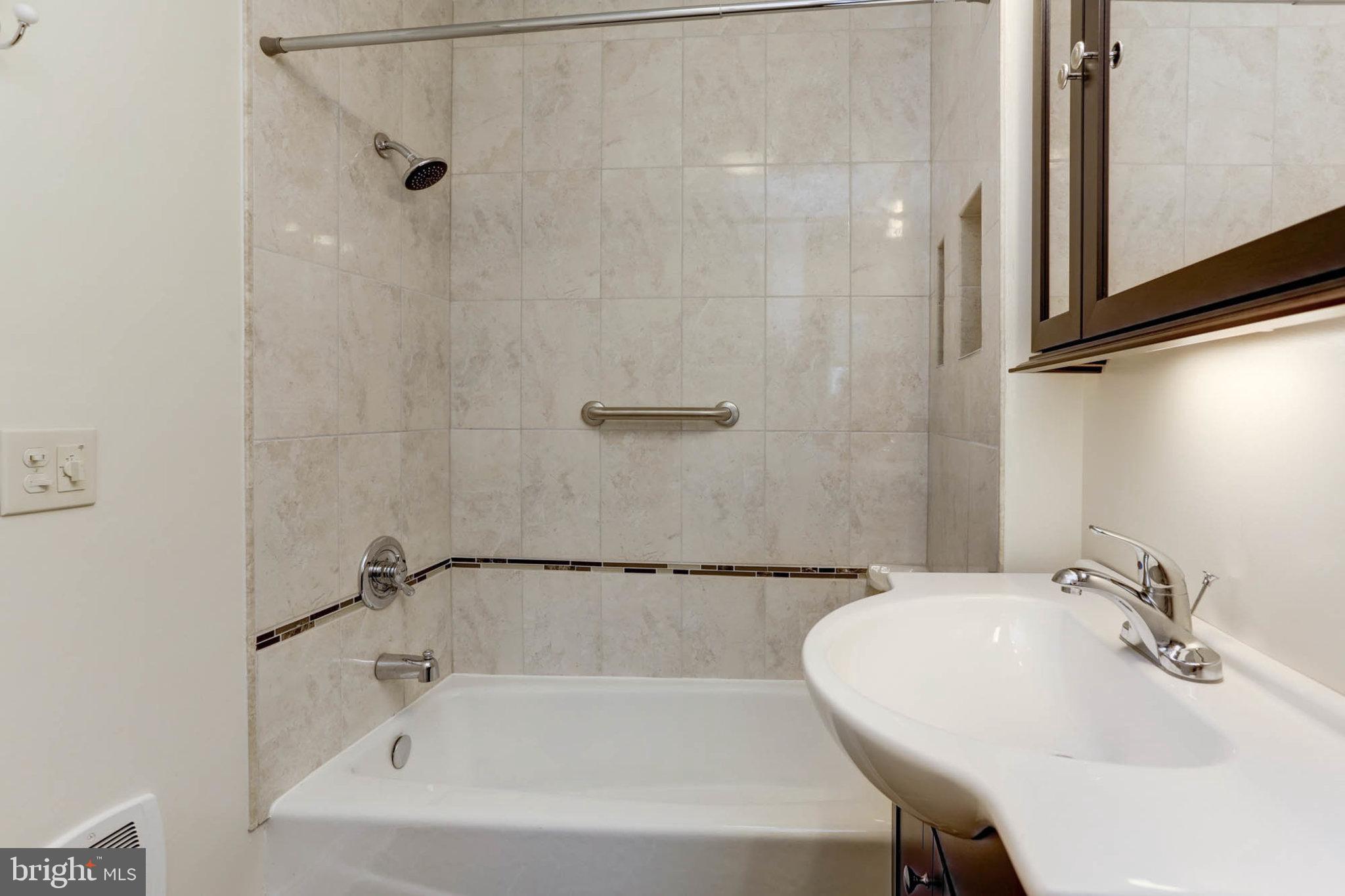 426 South Eden Street Baltimore, MD 21231 - Photo 31 of 35