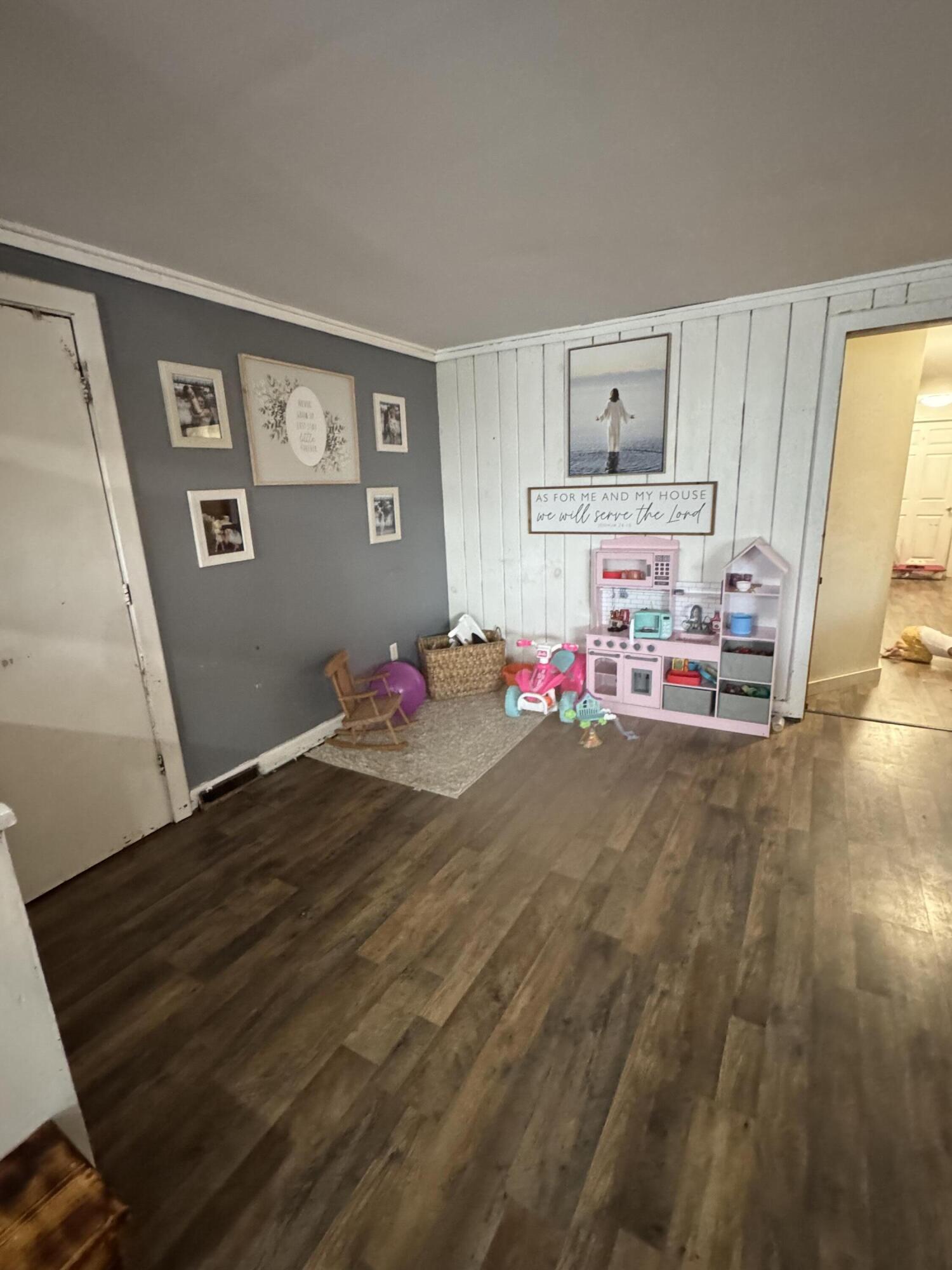 49 Main Street Hartland, ME 04943 - Photo 11 of 27 Apt 2