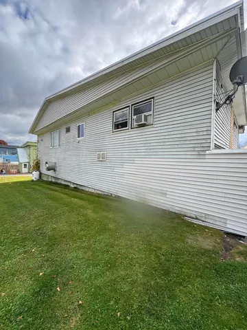 $150,000 | 49 Main Street, Hartland, ME 04943