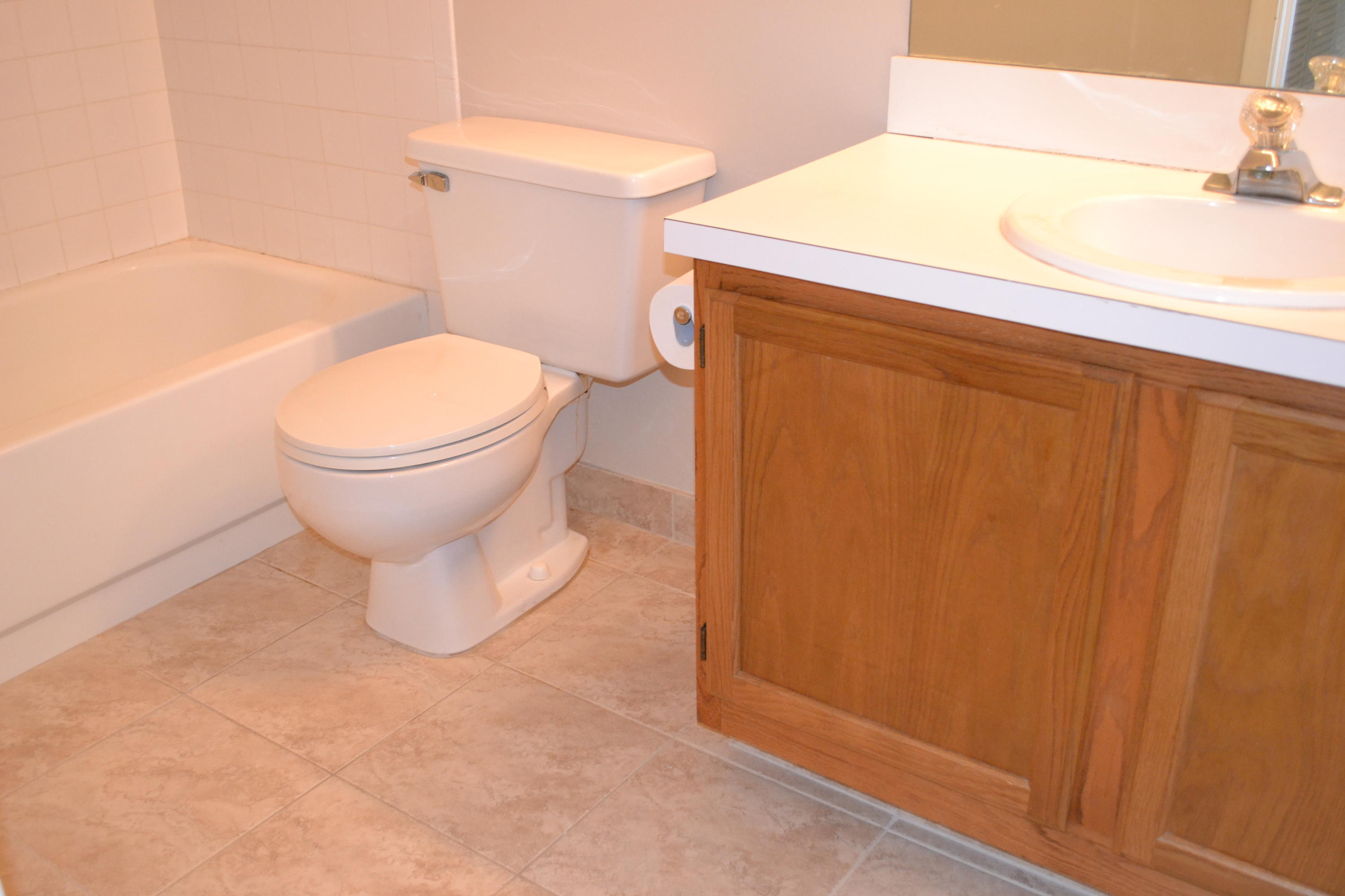410 Buttonwood Place Boca Raton, FL 33431 - Photo 8 of 21 #2 Bathroom