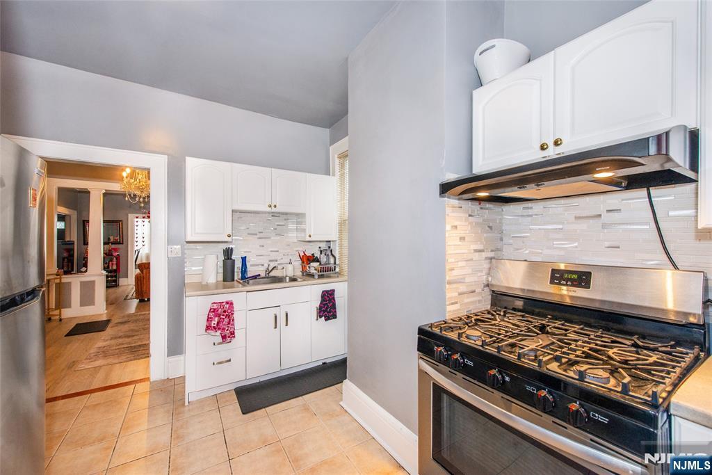 63 Mission Street Montclair, NJ 07042 - Photo 11 of 19