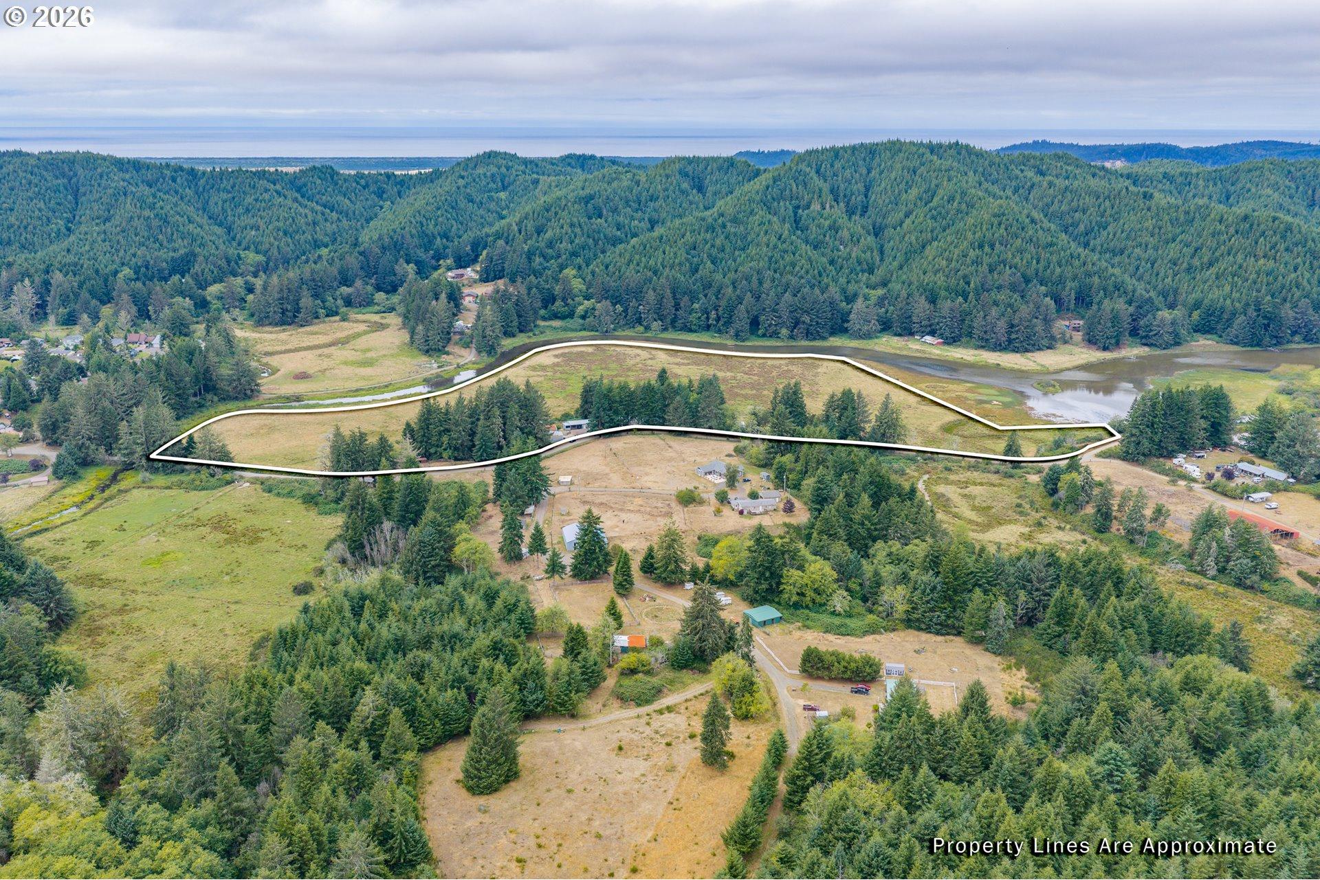 1960 Ranch Road Reedsport, OR 97467 - Photo 12 of 48 Gallery Image 12