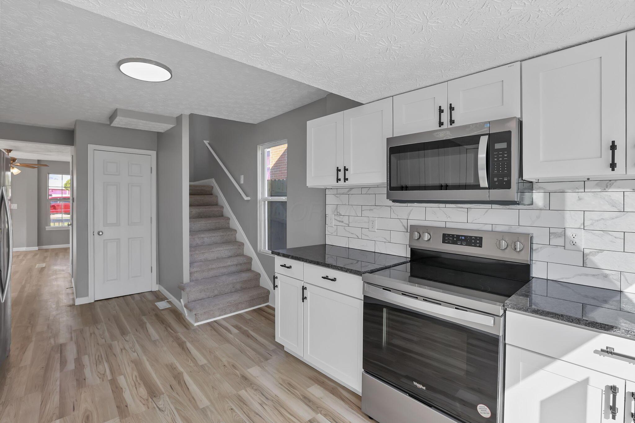 65 Rumsey Road Columbus, OH 43207 - Photo 10 of 39 Kitchen1