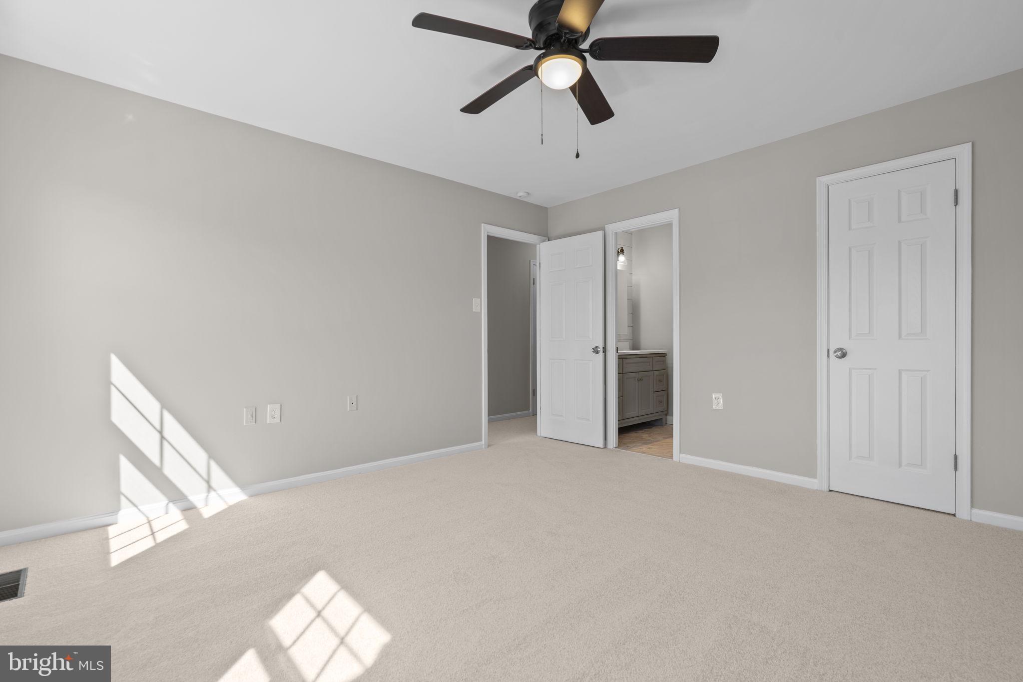 3050 Seminole Road Woodbridge, VA 22192 - Photo 15 of 35 a view of an empty room and window