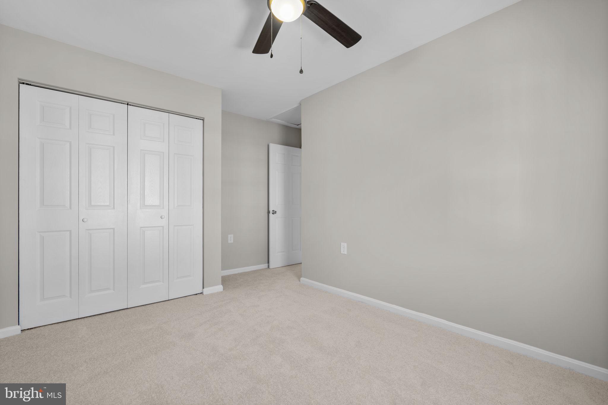 3050 Seminole Road Woodbridge, VA 22192 - Photo 21 of 35 wooden floor in an empty room