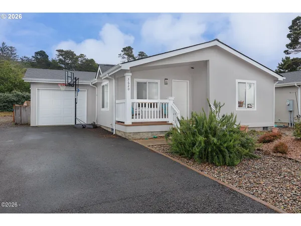 $369,999 | 3620 Sea Mist Avenue, Depoe Bay, OR 97341