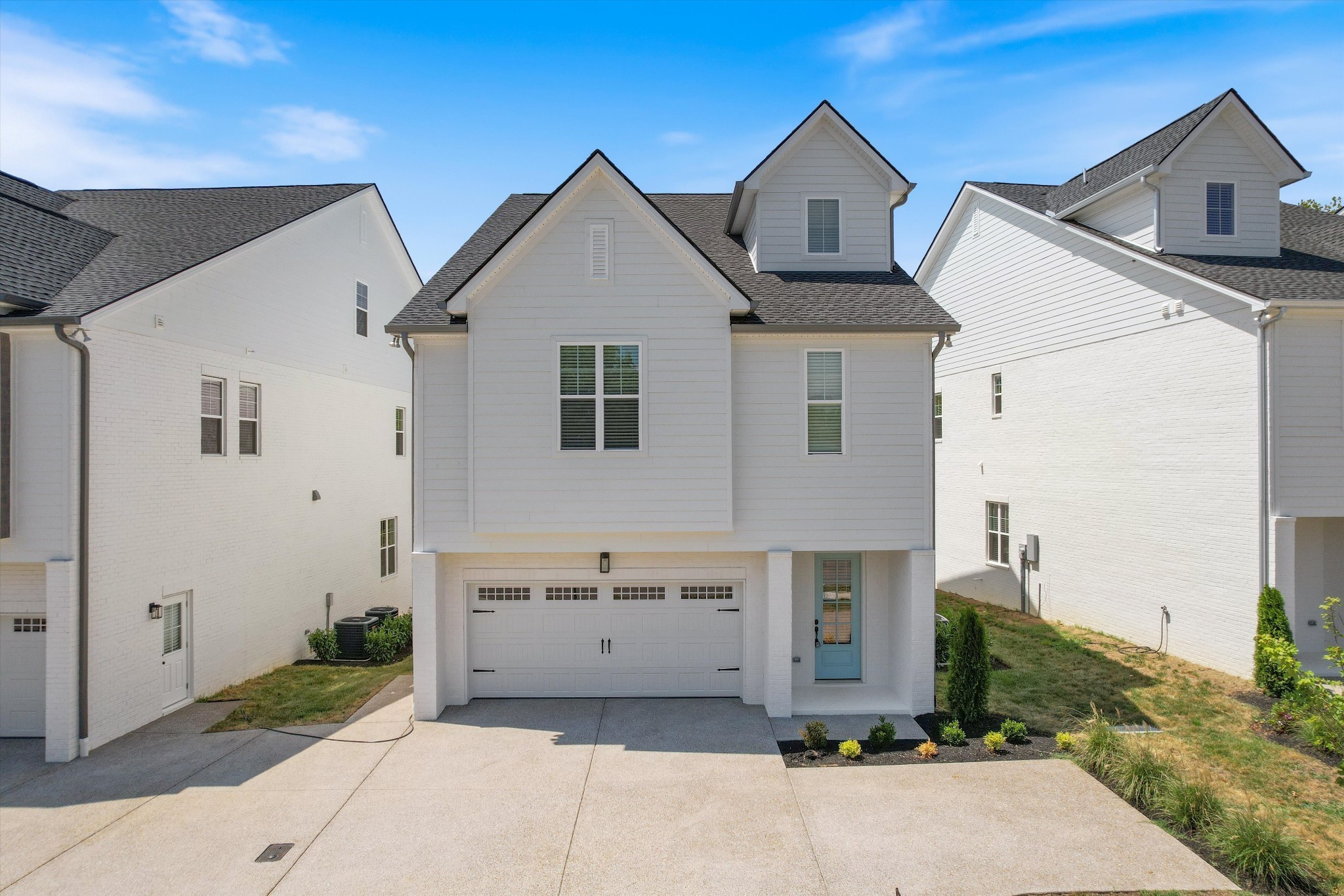 321 Old Shackle Island Road Hendersonville, TN 37075 - Photo 1 of 44