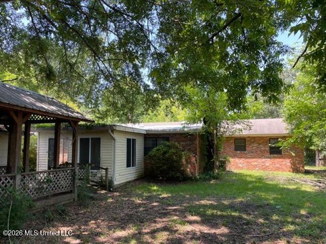 405 Springdale Drive Columbus, MS 39702 - Photo 5 of 12 5