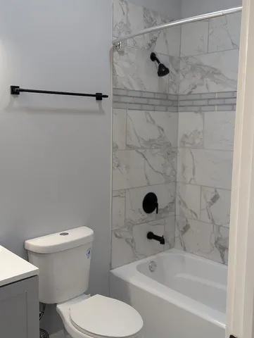 $2,350 | 3925 South Indiana Avenue, Unit 3, Chicago, IL 60653