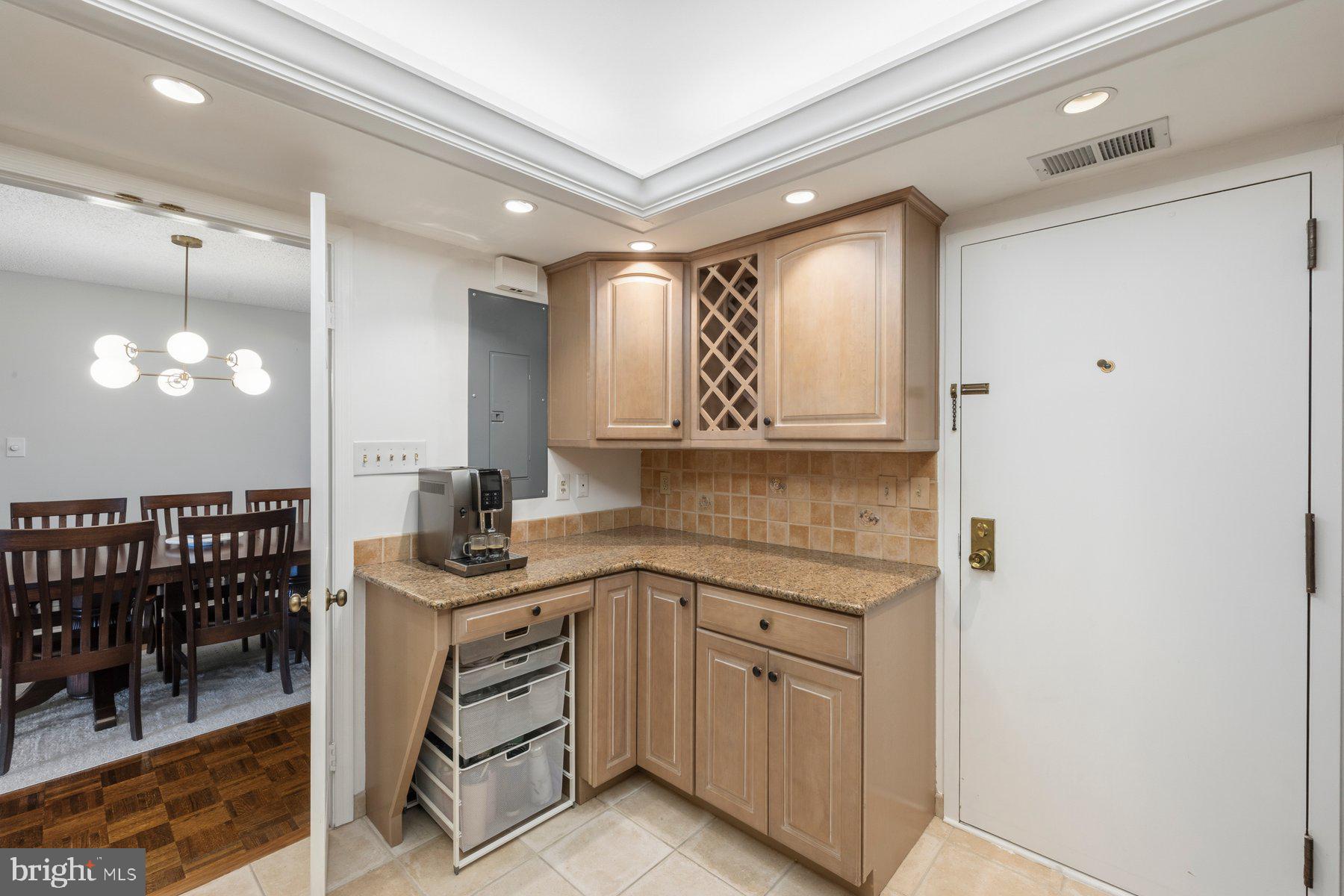 1101 South Arlington Ridge Road, Unit 1109 Arlington, VA 22202 - Photo 19 of 48