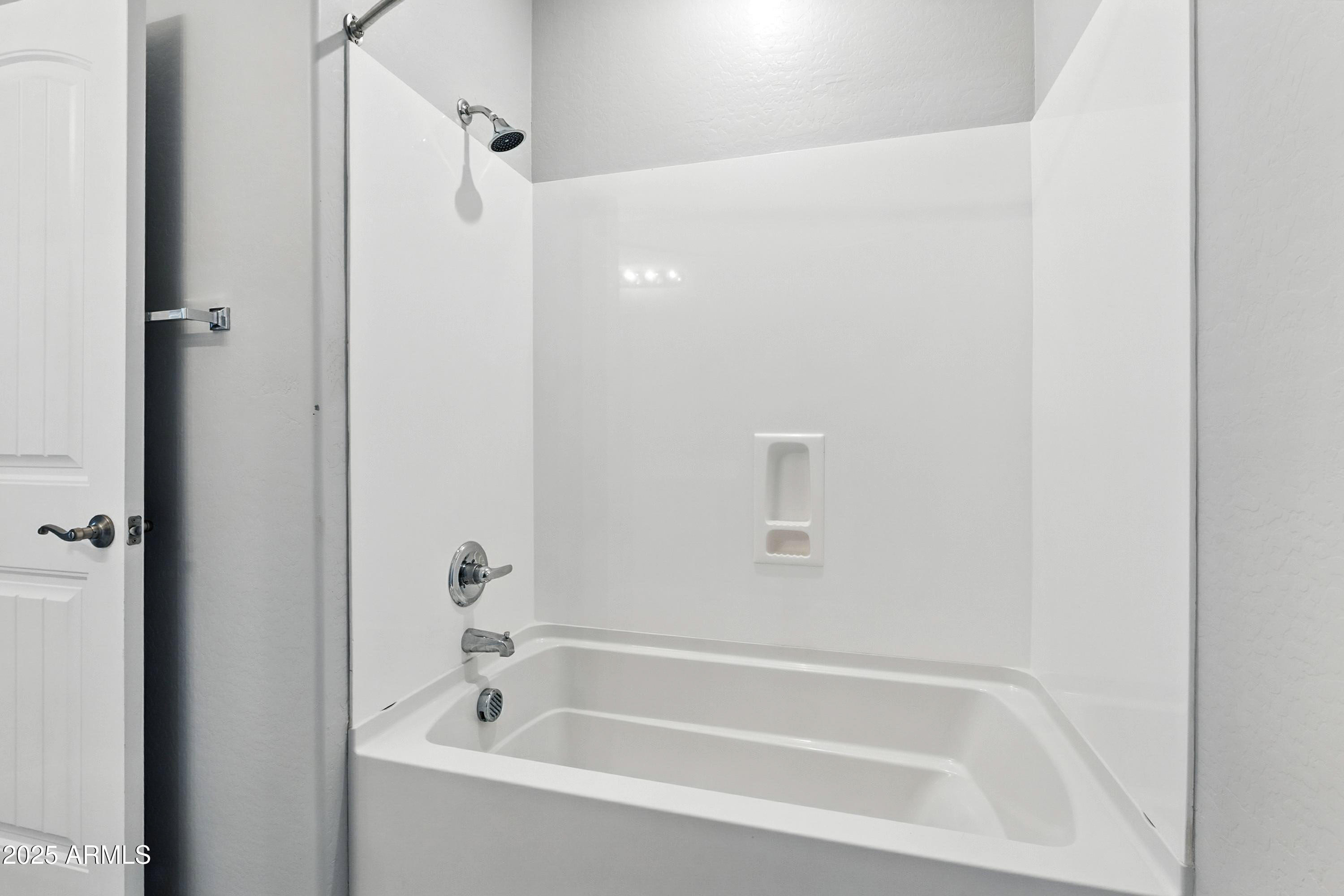 3330 South Gilbert Road, Unit 2062 Chandler, AZ 85286 - Photo 21 of 61 a white bath tub sitting next to a white sink