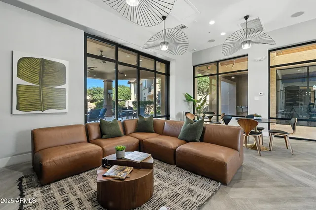 $406,000 | 3330 South Gilbert Road, Unit 2062, Chandler, AZ 85286