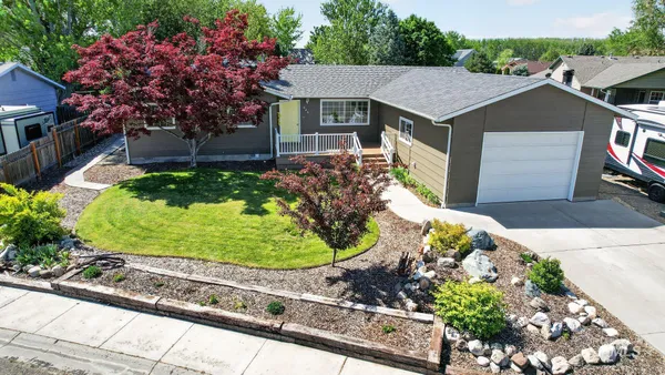 $389,900 | 829 Northwest 2nd Street, Fruitland, ID 83619