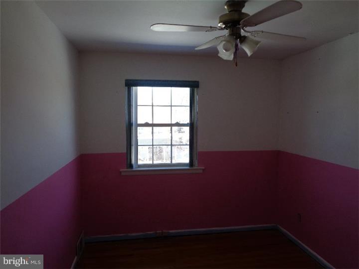 12112 Ranier Road Philadelphia, PA 19154 - Photo 8 of 10