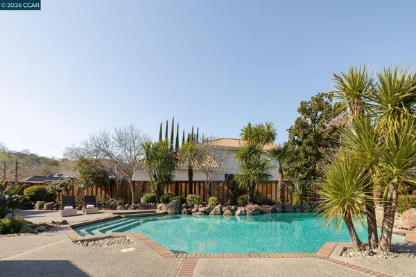 $3,248,800 | 551 Blackhawk Club Drive, Danville, CA 94506