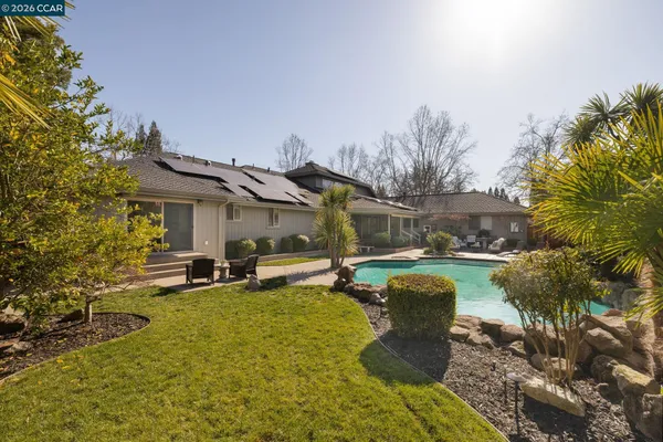 $3,248,800 | 551 Blackhawk Club Drive, Danville, CA 94506