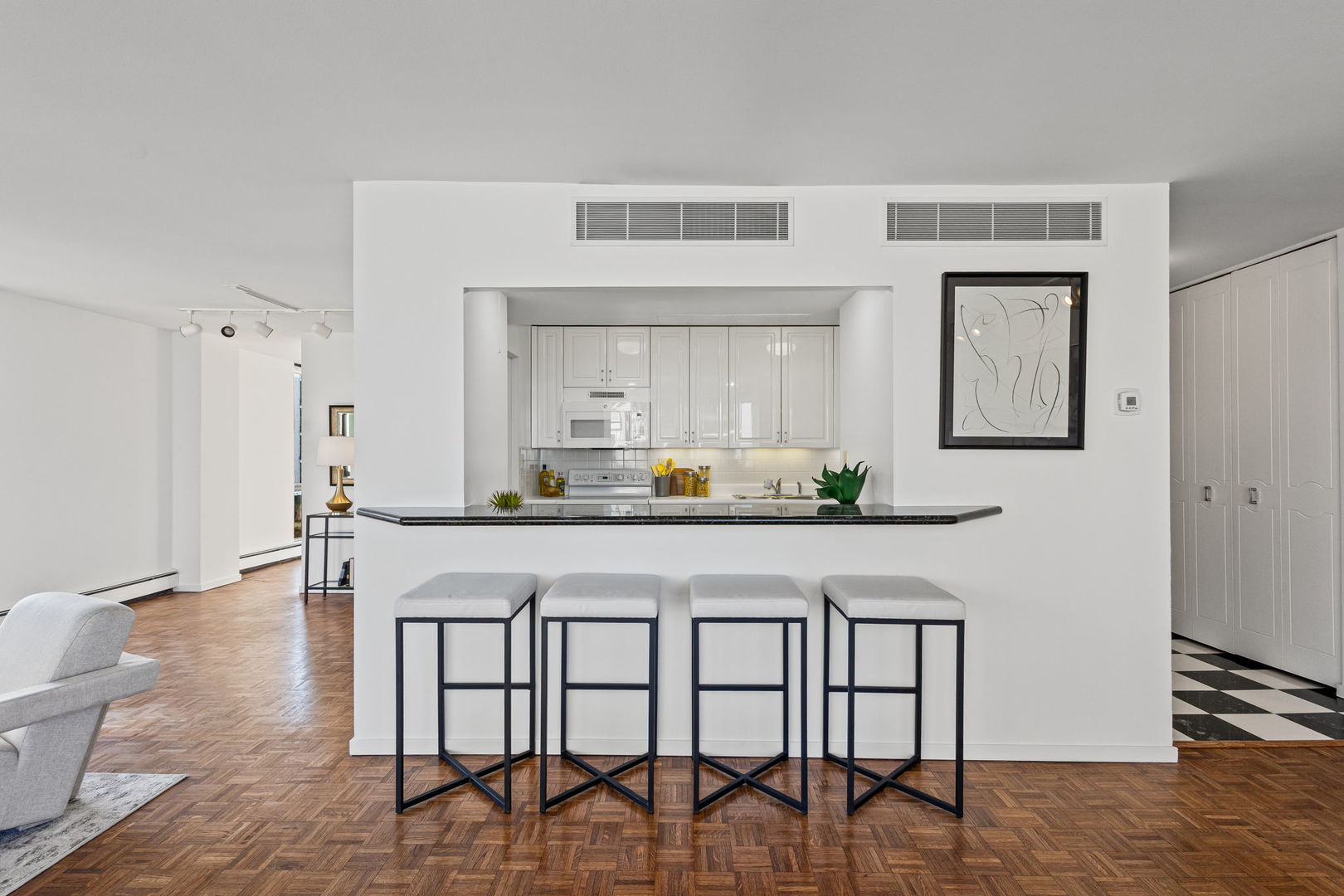 1310 North Ritchie Court, Unit 24BC Chicago, IL 60610 - Photo 7 of 38