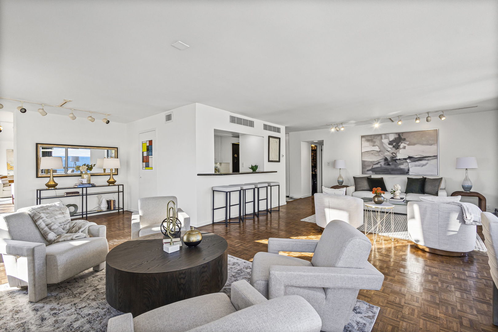 1310 North Ritchie Court, Unit 24BC Chicago, IL 60610 - Photo 8 of 38