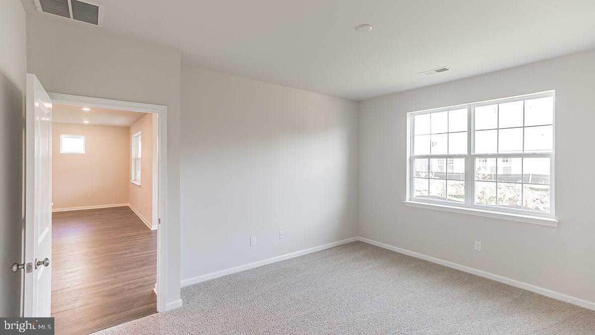 5 Denning Lane Delanco, NJ 08075 - Photo 13 of 16 Gallery Image 13