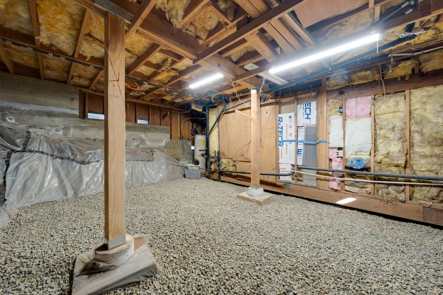 6139 Shad Way Pollock Pines, CA 95726 - Photo 22 of 49 a view of a room with gym equipment