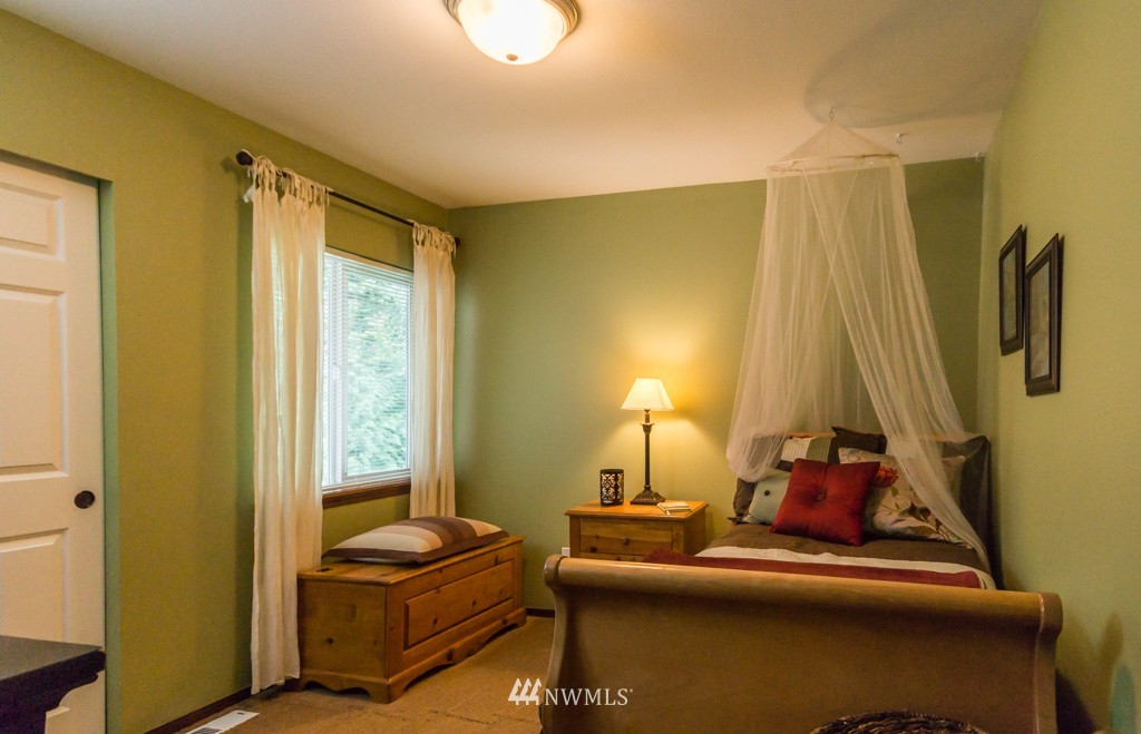 21322 11th Drive Southeast Bothell, WA 98021 - Photo 17 of 24