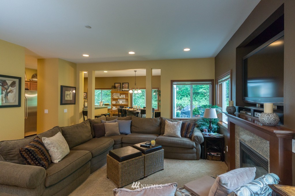 21322 11th Drive Southeast Bothell, WA 98021 - Photo 3 of 24