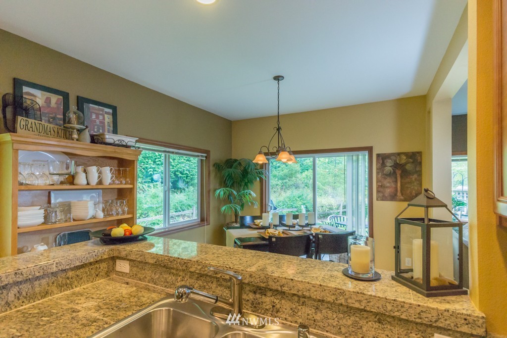 21322 11th Drive Southeast Bothell, WA 98021 - Photo 9 of 24