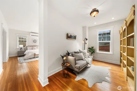 $2,225,000 | 2446 Queen Anne Avenue North, Seattle, WA 98109