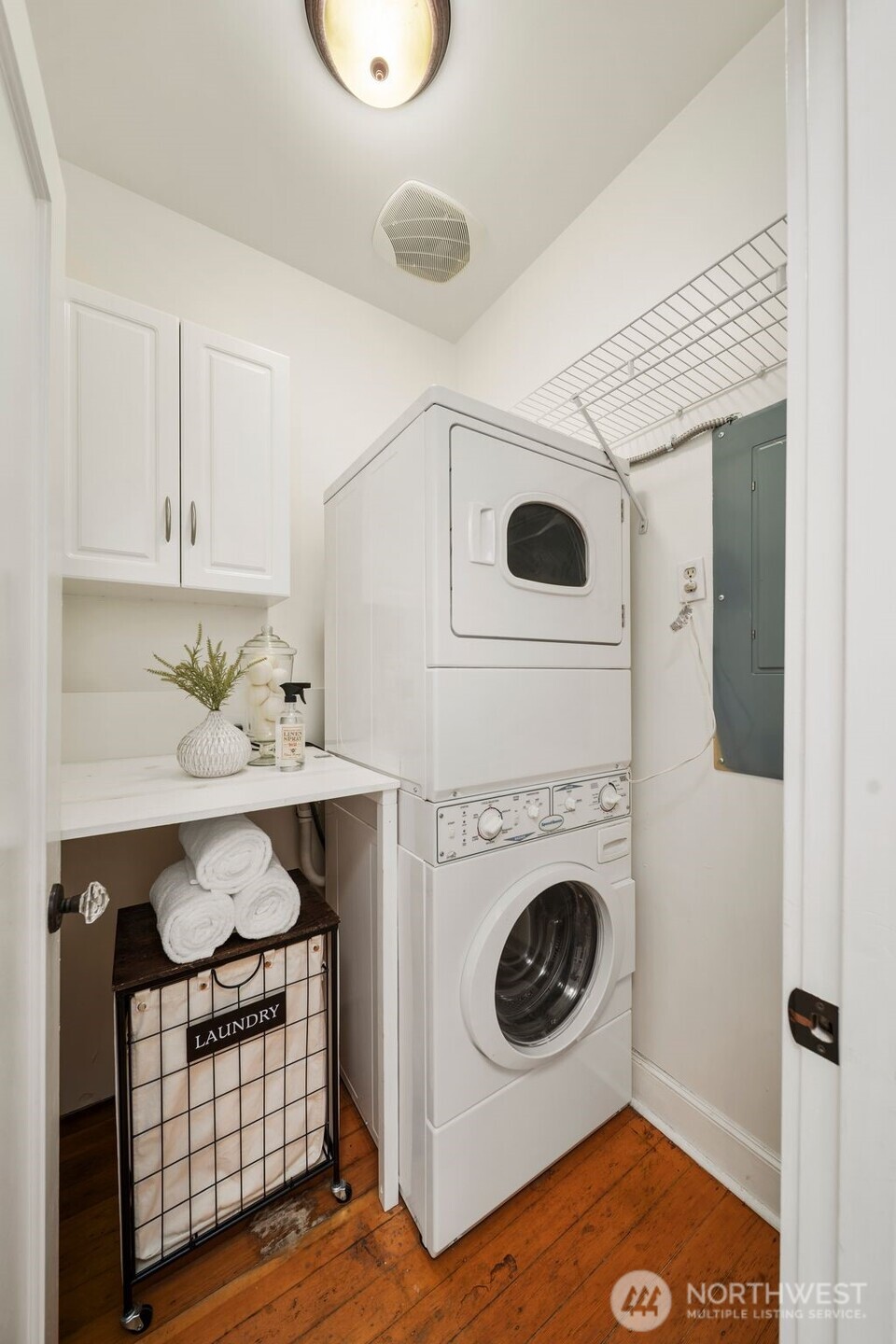 2446 Queen Anne Avenue North Seattle, WA 98109 - Photo 28 of 40 a utility room with dryer and washer