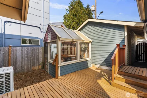 $2,225,000 | 2446 Queen Anne Avenue North, Seattle, WA 98109