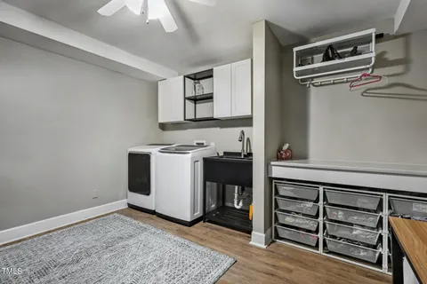 $1,425,000 | 6 St James Place, Chapel Hill, NC 27514