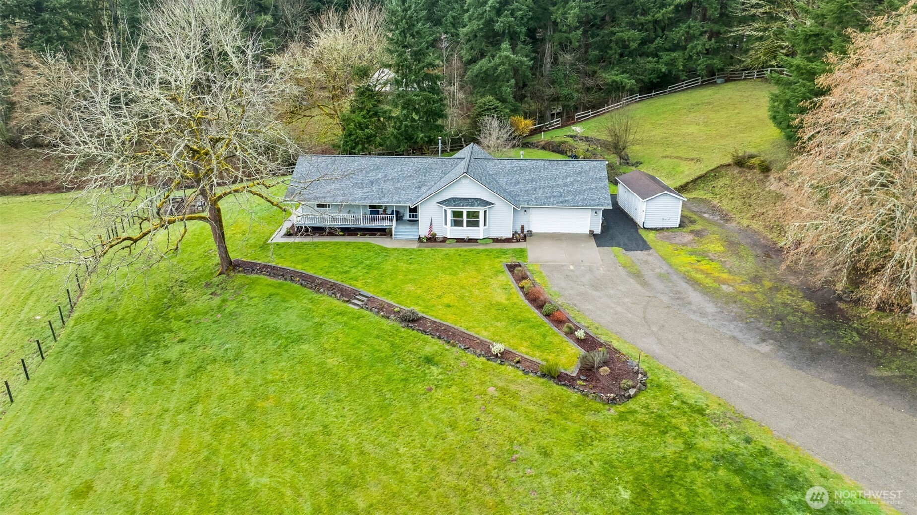 6601 East Chester Road Port Orchard, WA 98366 - Photo 1 of 34 Gallery Image 1
