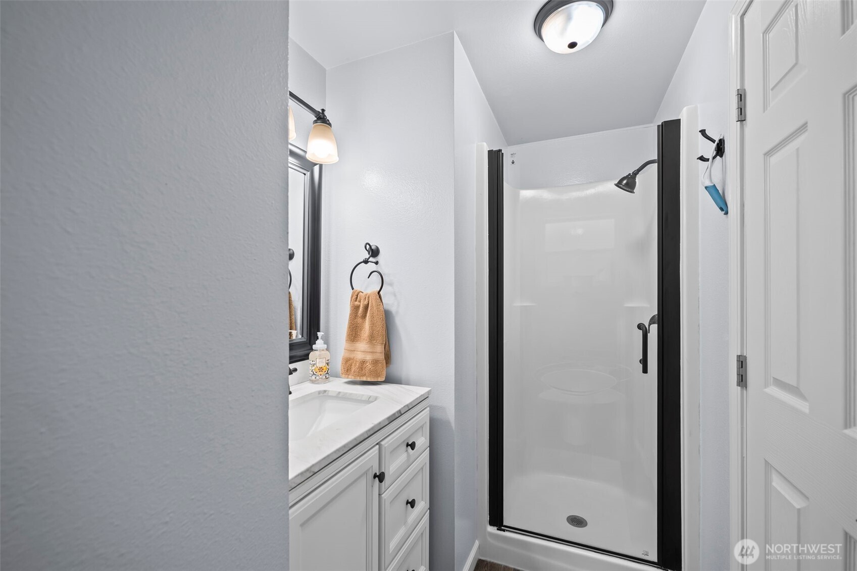 6601 East Chester Road Port Orchard, WA 98366 - Photo 24 of 34 Gallery Image 24