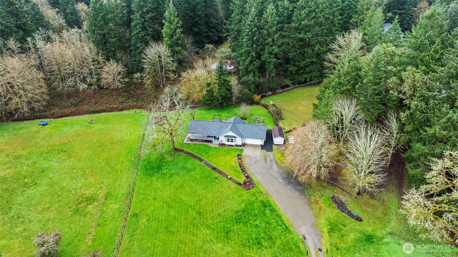 6601 East Chester Road Port Orchard, WA 98366 - Photo 31 of 34 Gallery Image 31