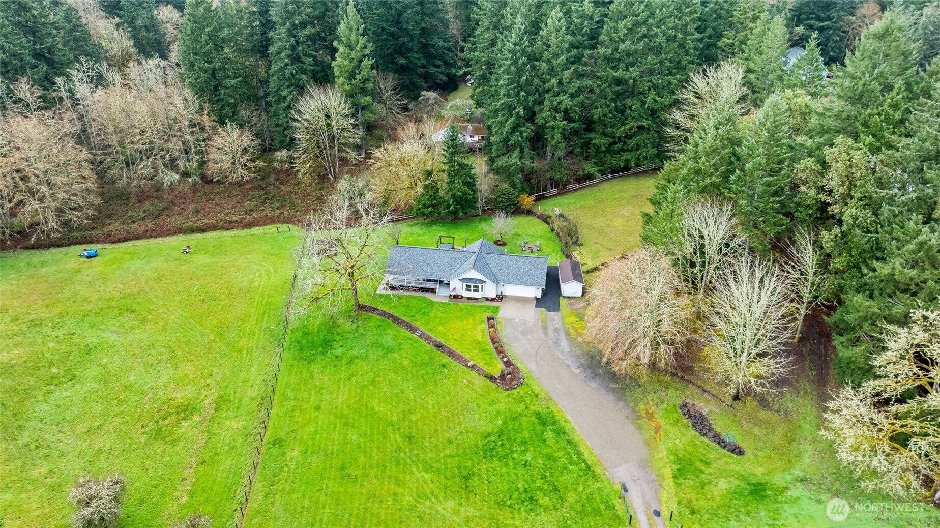6601 East Chester Road Port Orchard, WA 98366 - Photo 33 of 34 Gallery Image 33