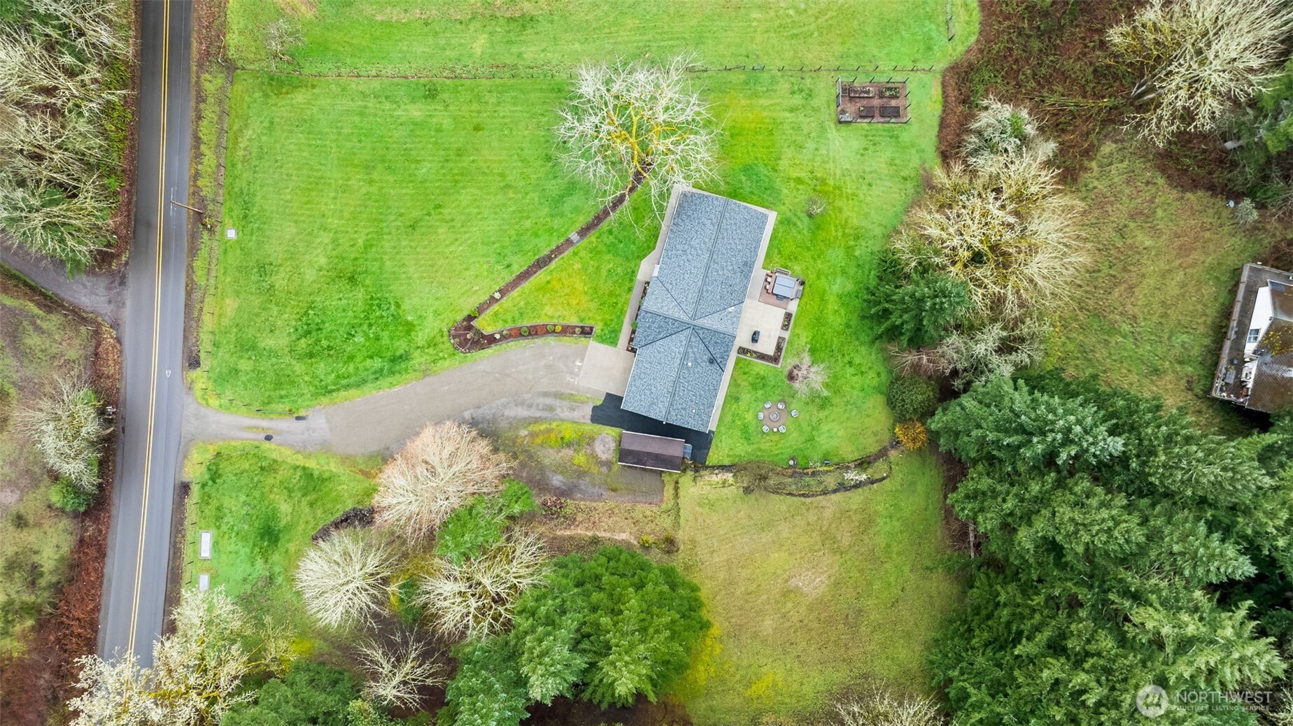 6601 East Chester Road Port Orchard, WA 98366 - Photo 34 of 34 Gallery Image 34