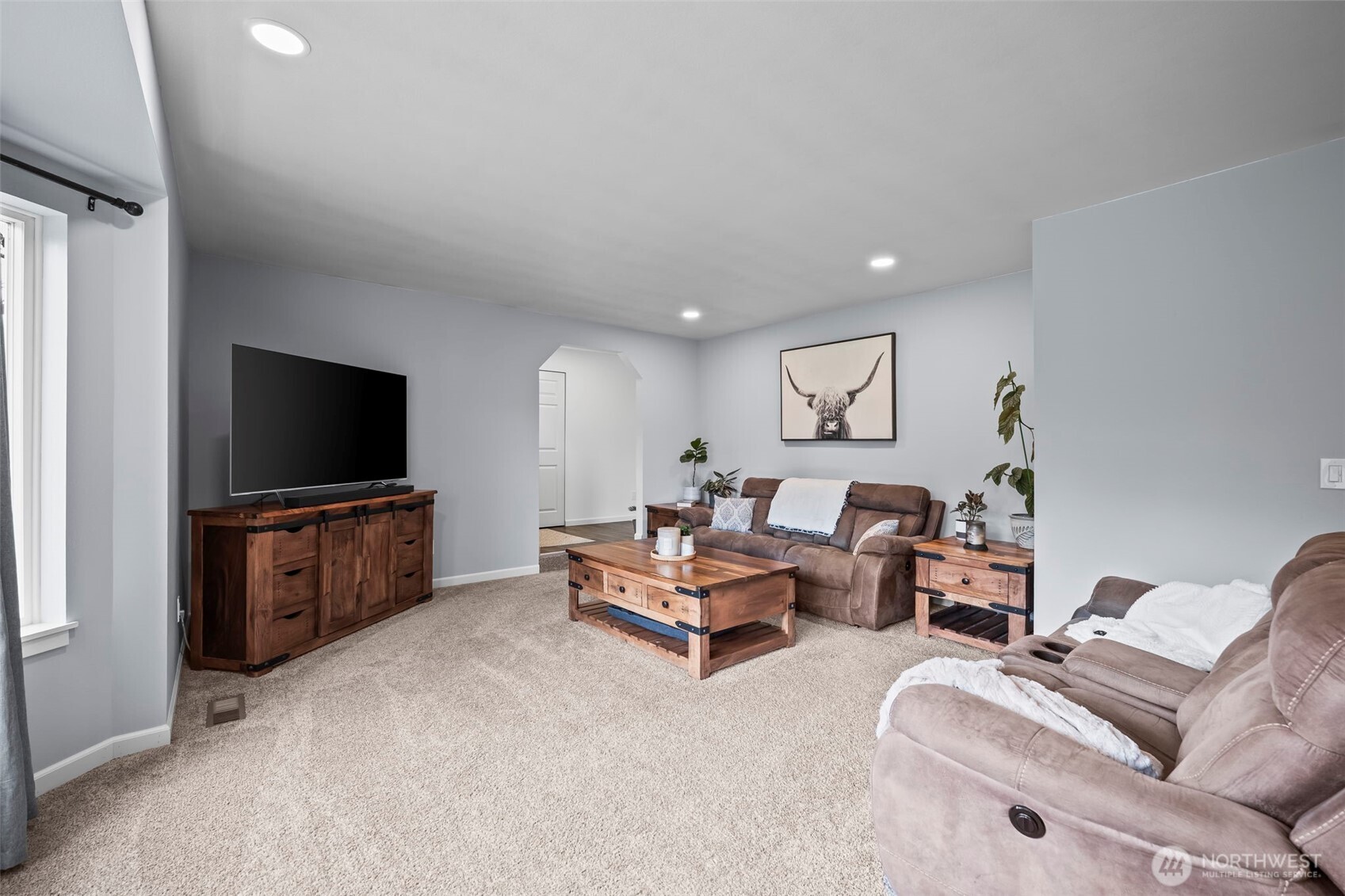 6601 East Chester Road Port Orchard, WA 98366 - Photo 5 of 34 Gallery Image 5