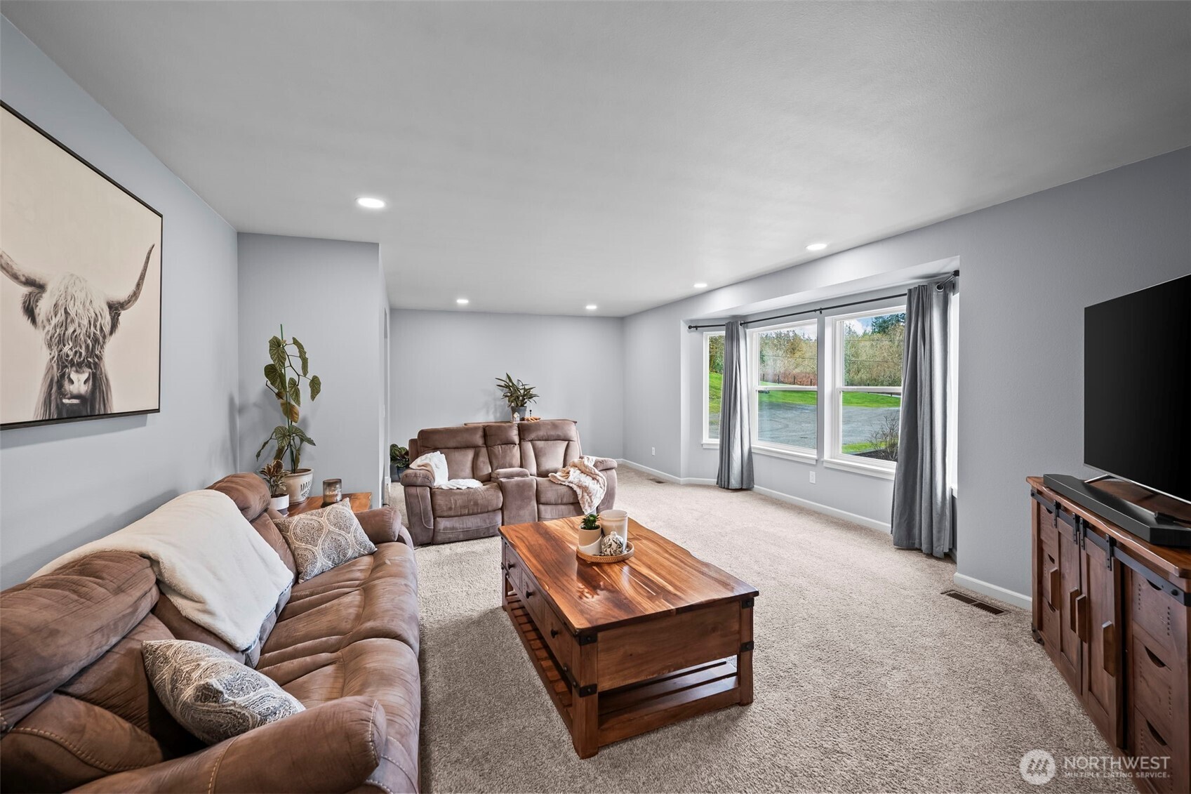 6601 East Chester Road Port Orchard, WA 98366 - Photo 7 of 34 Gallery Image 7
