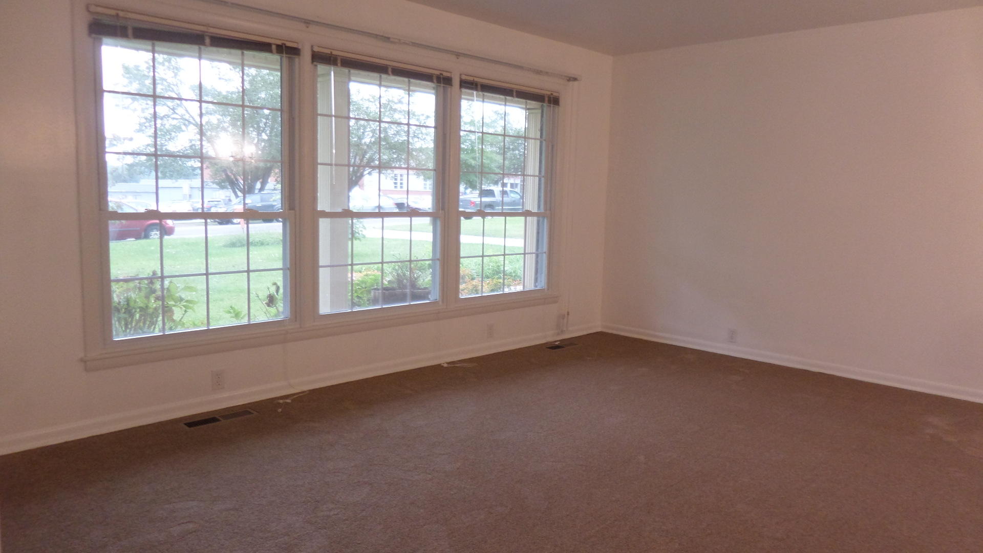 116 Providence Road Oak Ridge, TN 37830 - Photo 5 of 24 Living Room