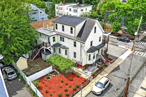 $2,700,000 | 29 Hanson Street, Somerville, MA 02143