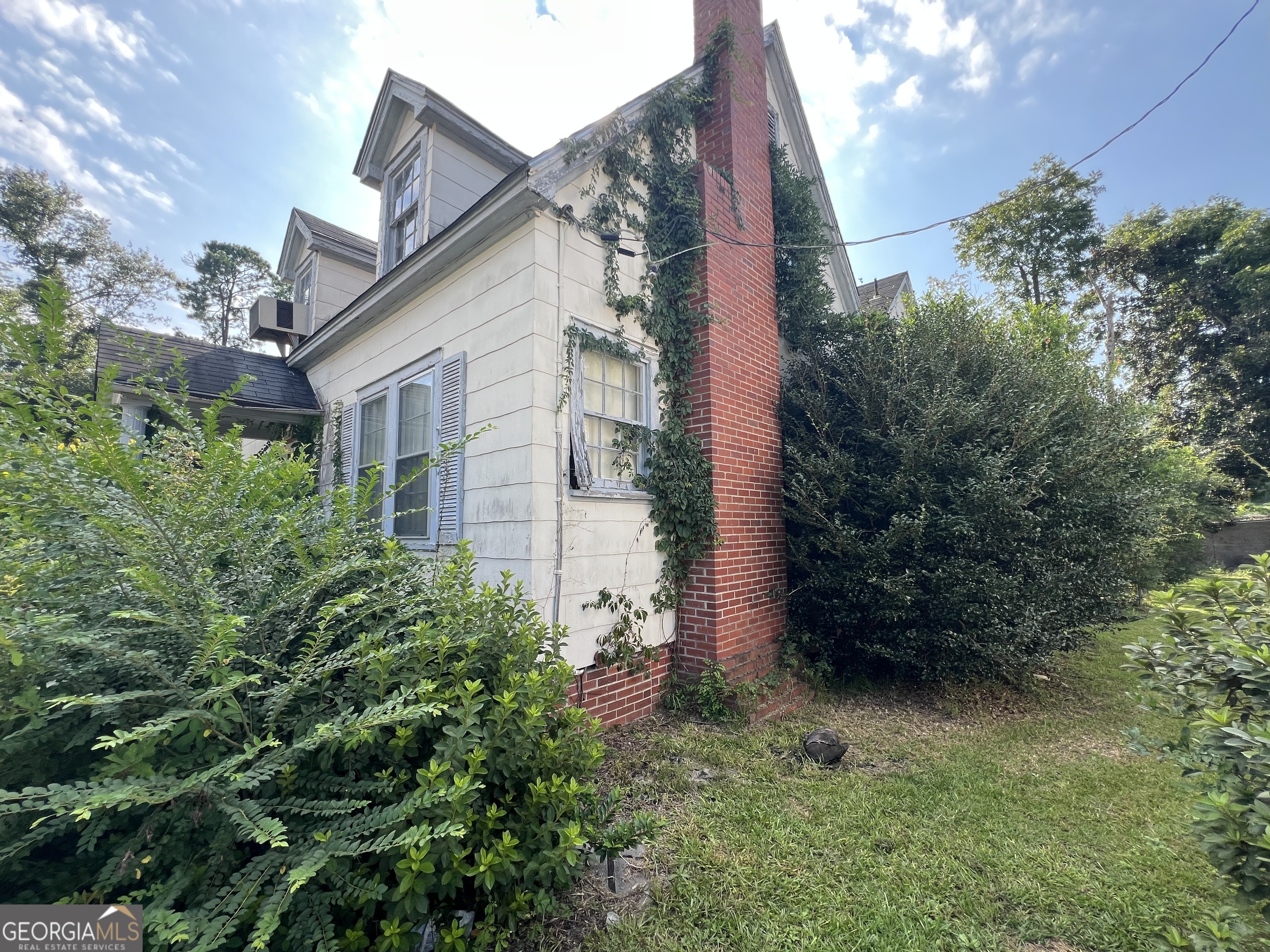 219 Lucky Street Swainsboro, GA 30401 - Photo 2 of 16