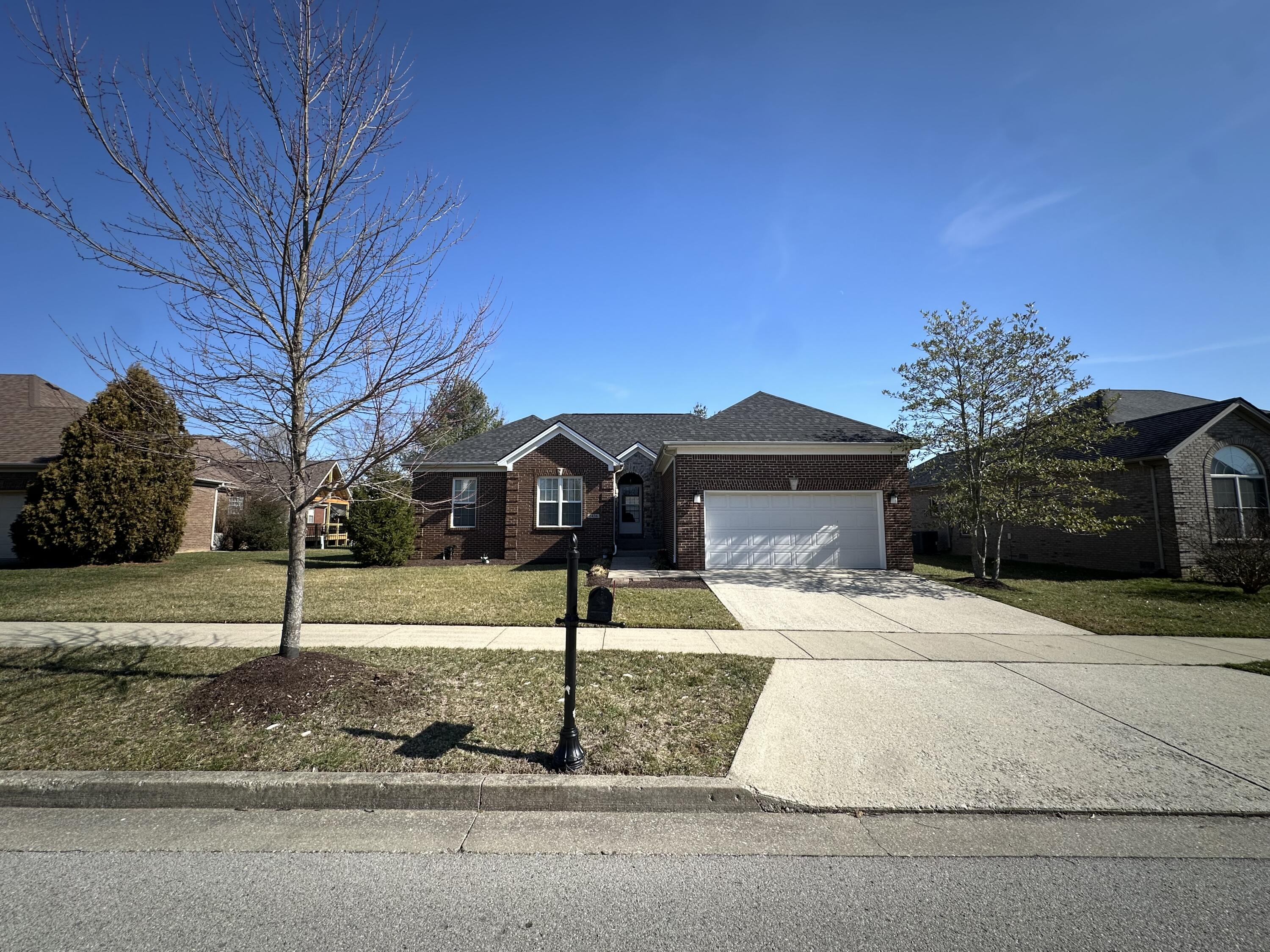 2436 Rockminster Road Lexington, KY 40509 - Photo 2 of 21 IMG_9609