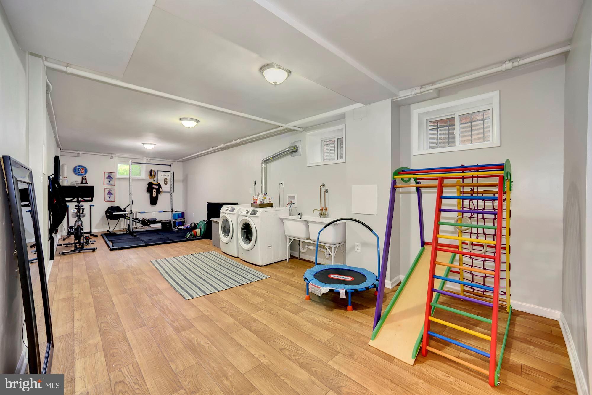 1437 Leegate Road Northwest Washington, DC 20012 - Photo 19 of 27 Gallery Image 19