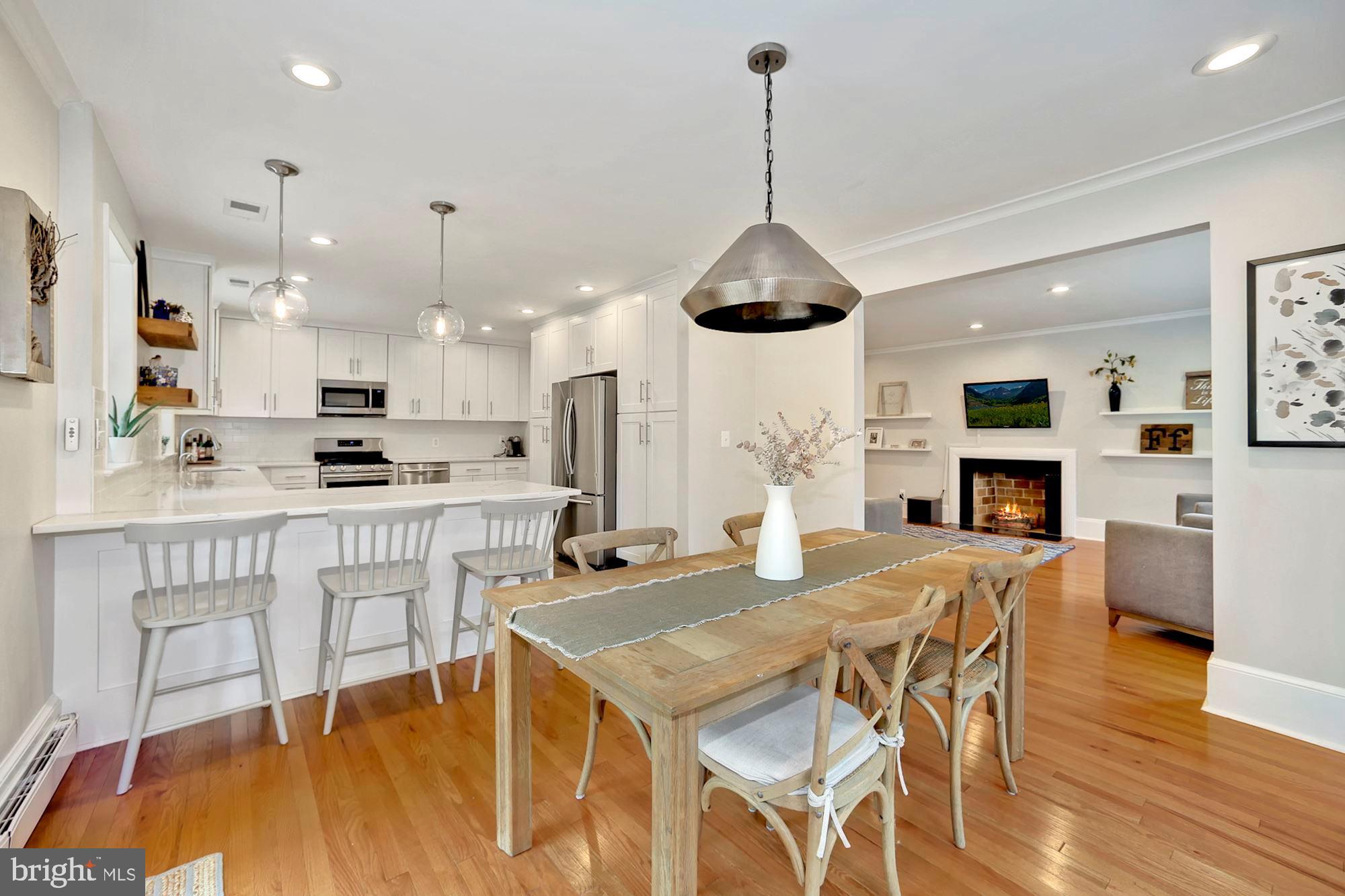 1437 Leegate Road Northwest Washington, DC 20012 - Photo 4 of 27 Gallery Image 4